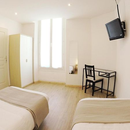 Hotel L'Oustaou Le Lavandou Esterno foto